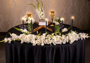 در مراسم ترحیم، بارِ اضافی بر دوشِ بازماندگان نباشیم!